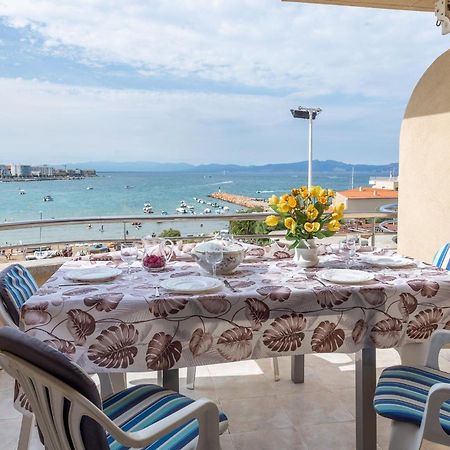 Апартаменты Passeig Del Mar Ля Эскала Экстерьер фото